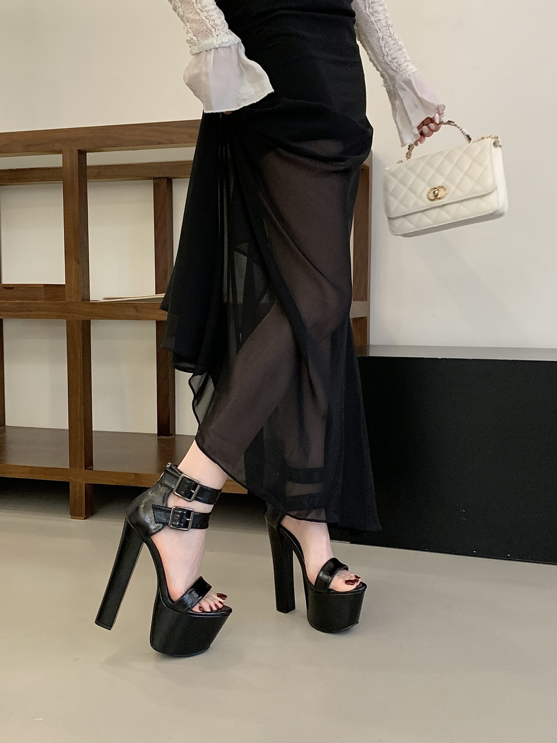 2026 New Arrival European American Runway Stage Thick Heel Platform High Heel Sandals Large Size Up to 45 - Image 3