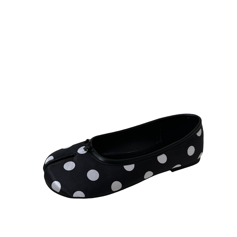 2026 New Flat Split-Toe Pig Hoof Shoes for Women Casual Cotton Canvas Slip-Ons - Image 5