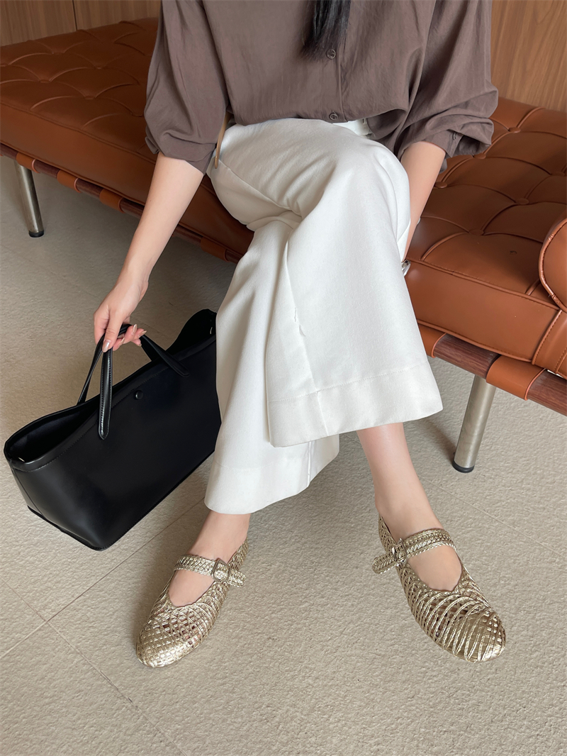 2026 New Spring Hollow Out Women's Flat Shoes Woven One-Strap Buckle Low Heel Shoes - Image 4
