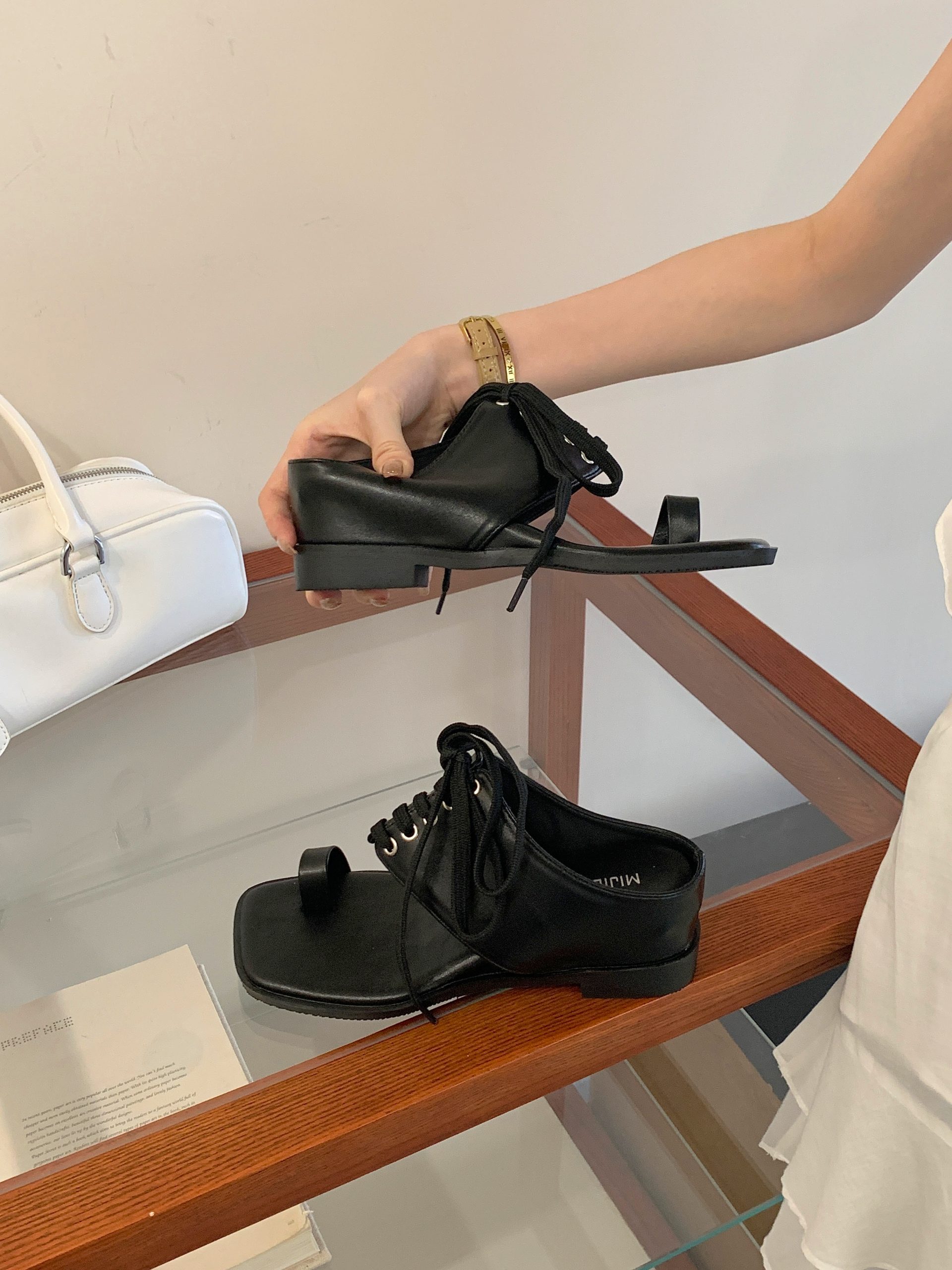 2026 Summer New Fashion Korean Style Height Increasing Slippers Women Beach Sandals - Image 4