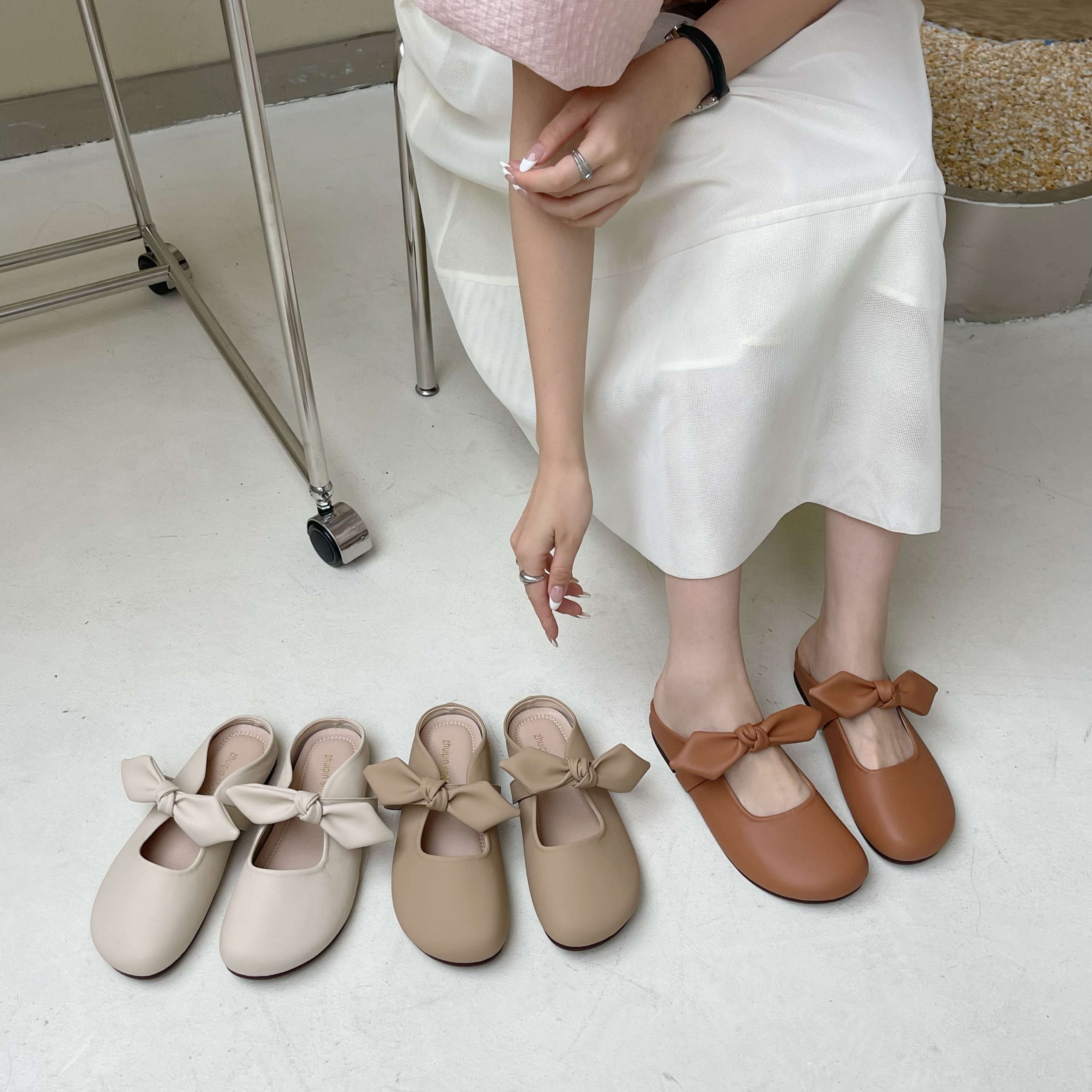 Bow Round Toe Flat Shoes Women 2023 Spring Retro Literary Student Cute Fairy Soft Leather Granny Shoes – Style 00c124