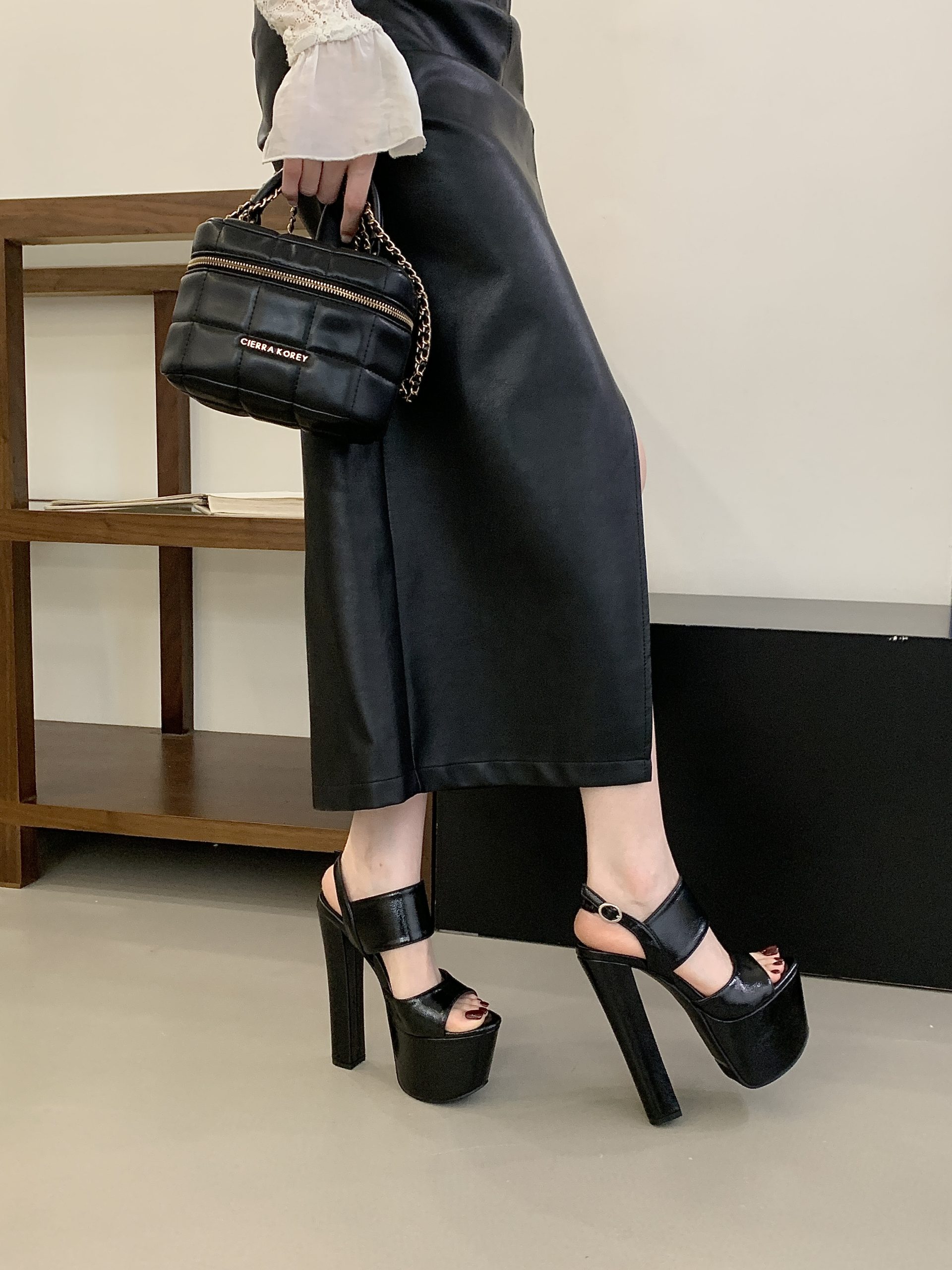 Extreme High Heel Banquet Sandals Women Chunky Heel Platform Model T Stage 16cm Pole Dance High Heels 35-45 - Image 4