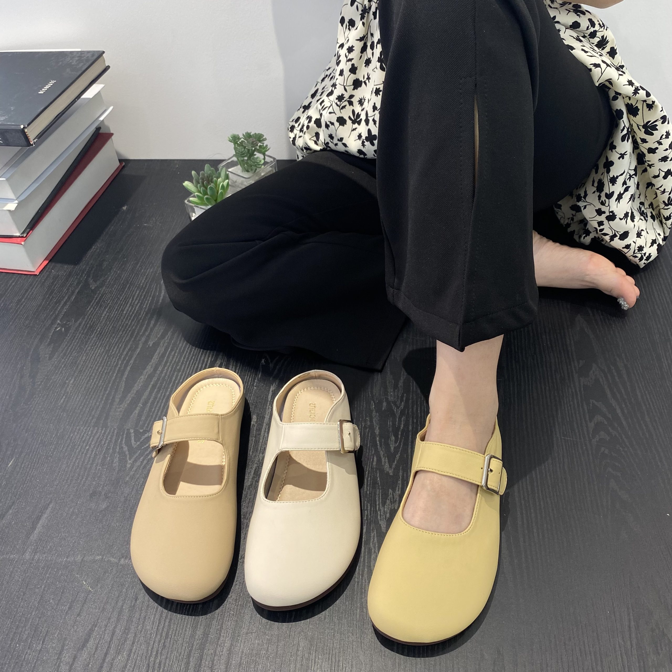 Women's 2023 New Arrival Mary Jane Slippers - Slip-On Flat Shoes with Soft Sole and Leather, Korean Style - Image 3