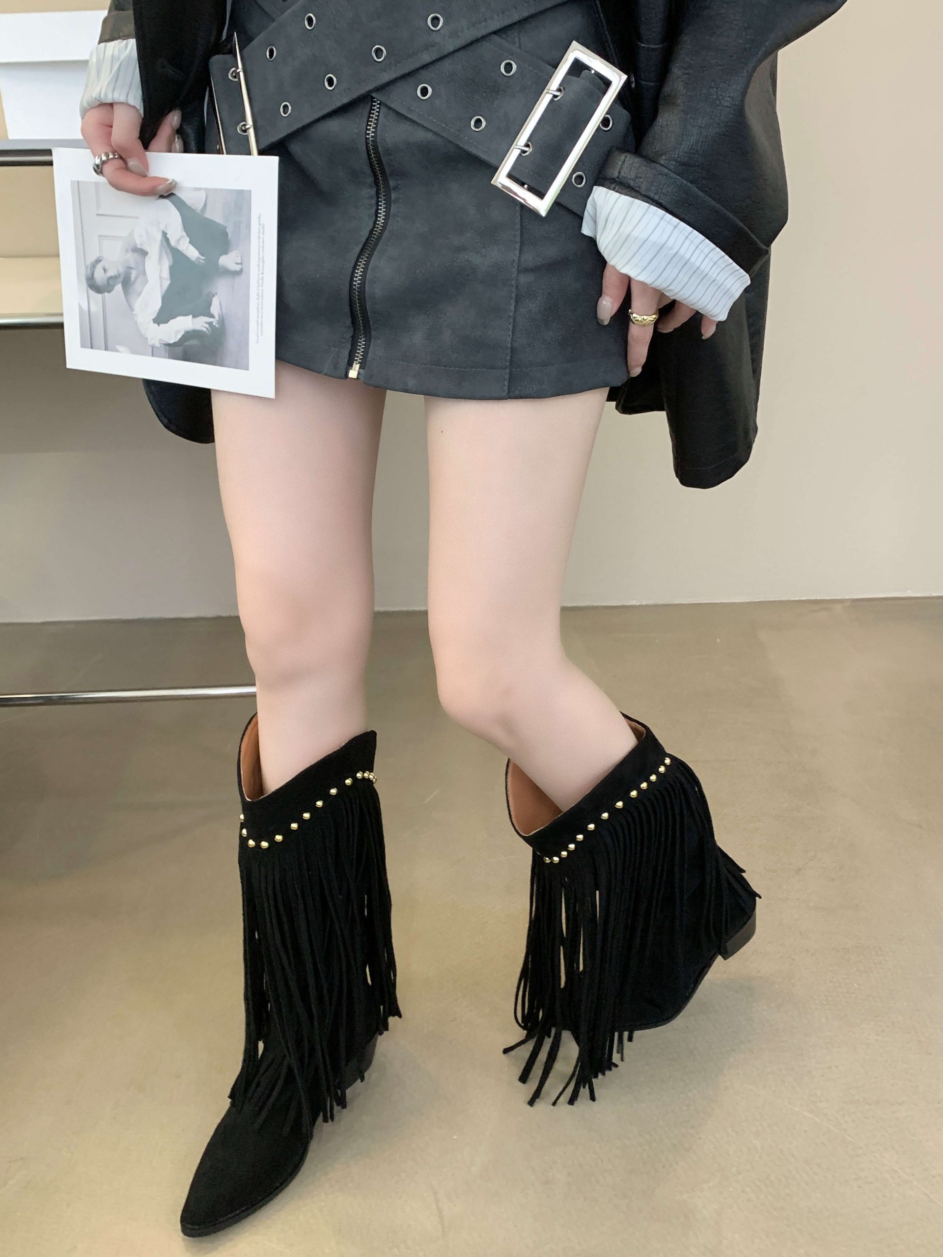 Zhuipin Fringe High Boots Women Autumn Winter Pointed Toe Chunky Heel Designer Suede V-Mouth Western Boots Slim Long Boots - Image 2
