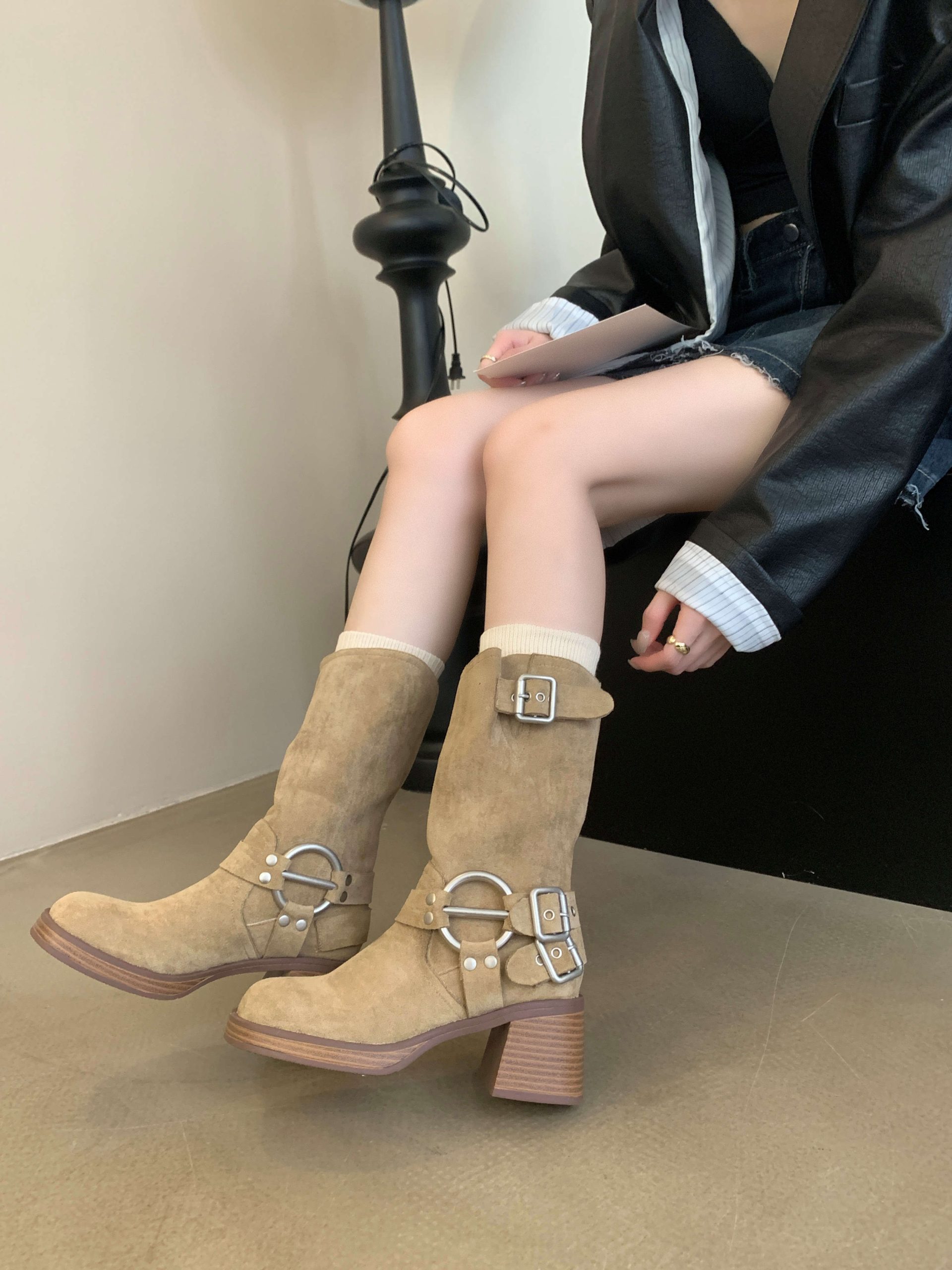 Zhuipin Women's Mid-Calf Suede Cowboy Boots with Stacked Heel and Wrinkled Design, Caramel Color, 2023 New Style - Image 4