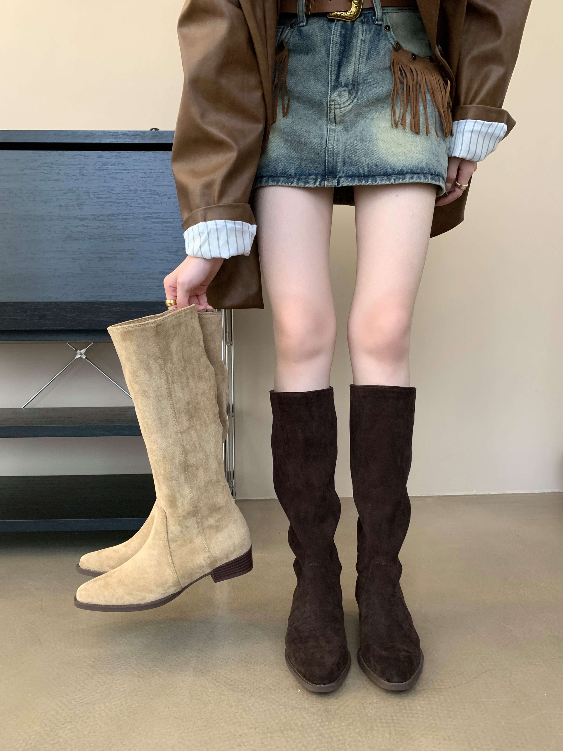 Zhuipin Women’s Suede Square Toe Stacked Boots – French Style Long Boots Low Heel Western Cowboy Boots Two-Way Wear